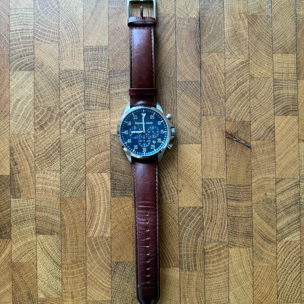 Michael Kors Black Dial with Brown Leather Strap Watch - Picture 2 of 6